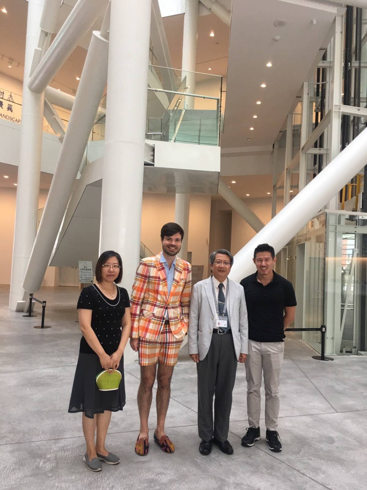 03美國休士頓美術館策展人Bradley Bailey造訪南美館.