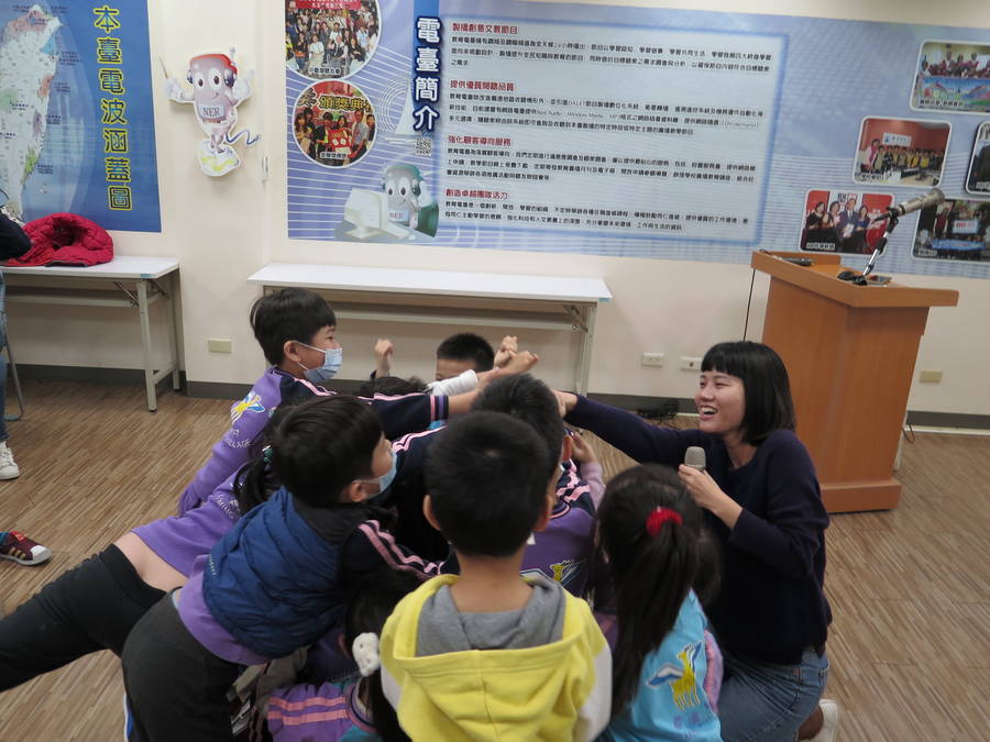 參訪學員與主持人熱烈互動