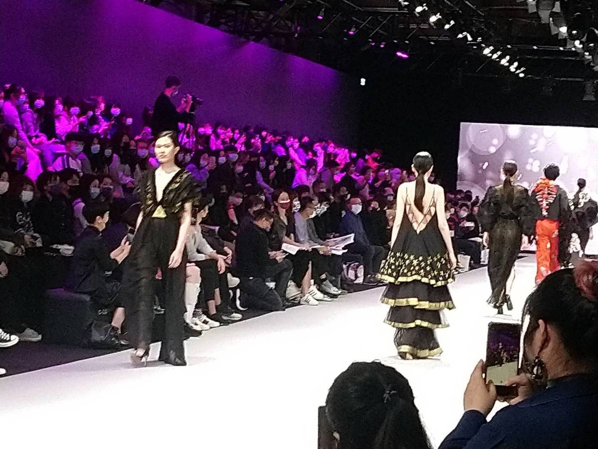 彷若「倫敦時裝週」臺灣學子設計驚豔「2021臺北時裝週」