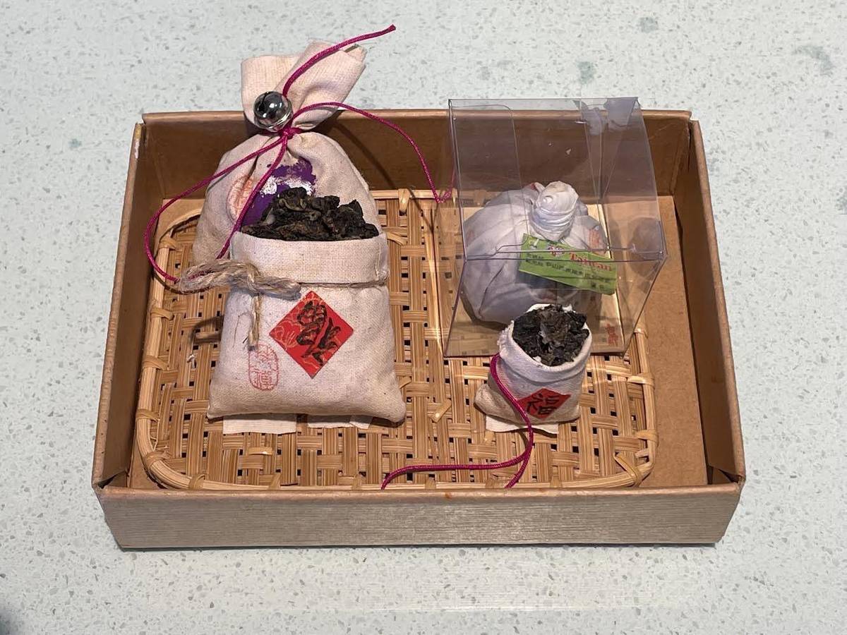 松柏嶺遊客中心可以製作茶香袋冰箱貼(圖片來源：參山處提供)