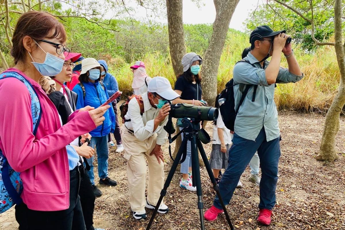 臺東縣環保局將於4月16日在紅石林道舉辦生態地圖工作坊，帶領民眾認識在地鳥類生態。