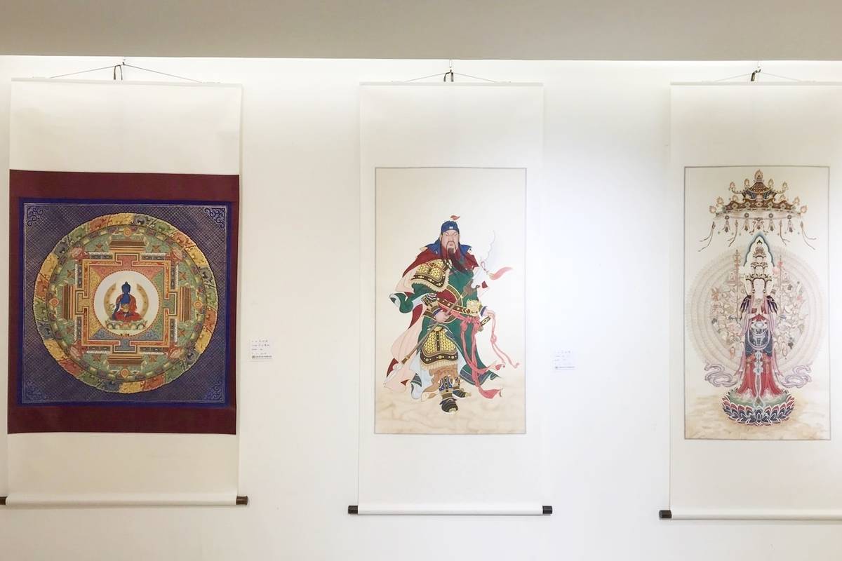 臺東縣大自然油畫協會聯展，突破以往油畫展覽現制，145幅作品中含括書法、漆畫、藏密唐卡、工筆佛畫等豐富創作，藝術形式多元。(翻攝自臺東縣政府文化處臉書)