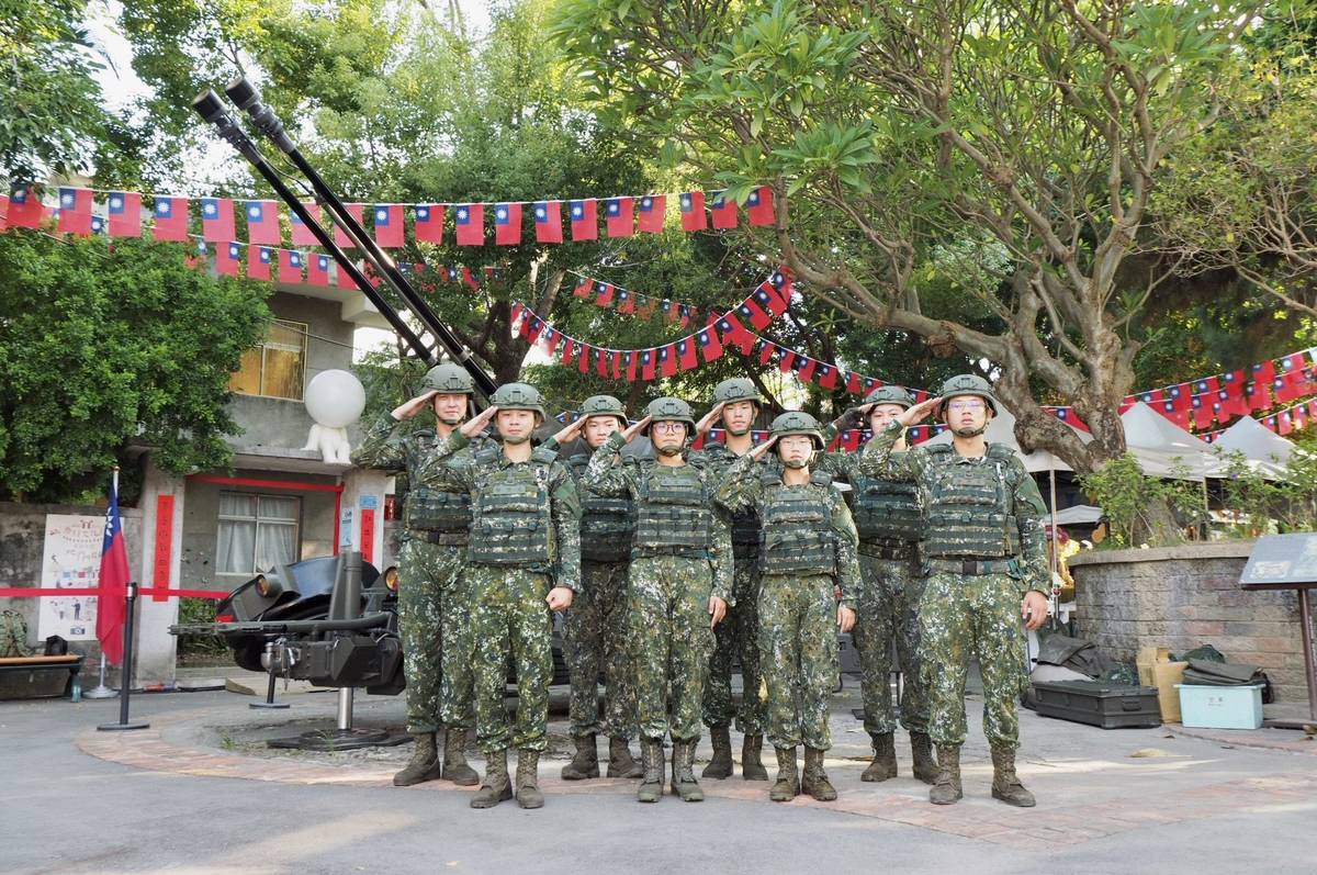 國軍兄弟們