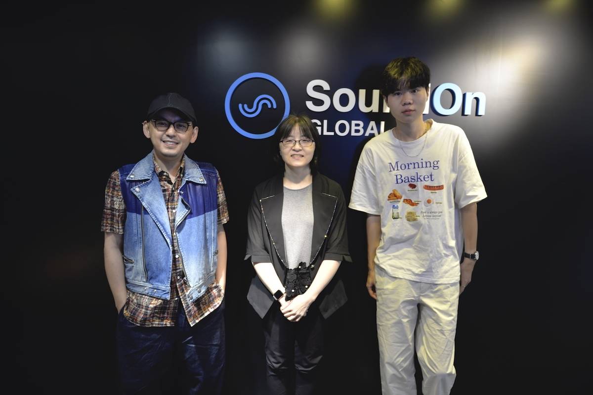 衛生福利部醫事司司長劉越萍(中)分享臺灣推動善終的初衷及展望