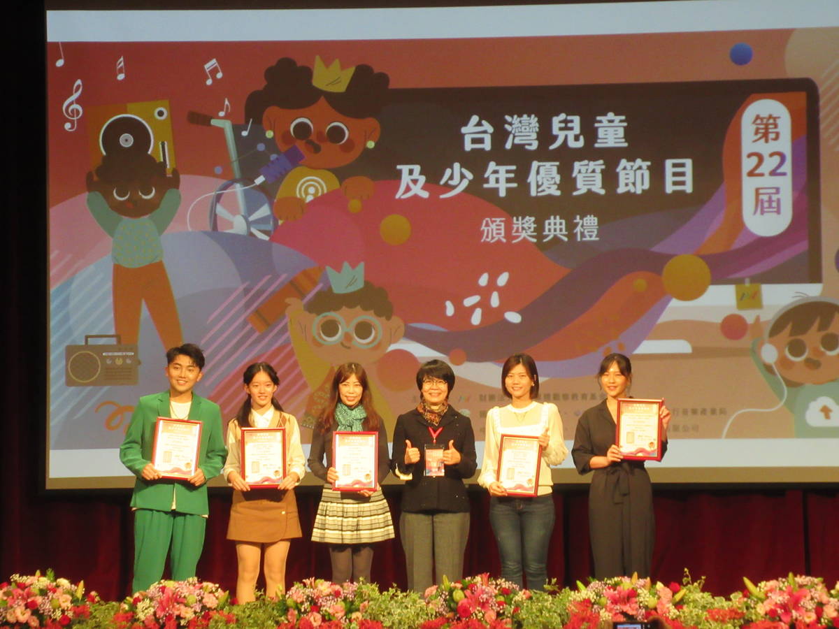《青春創學院》、《Crazy實驗室》、《聽見台灣聲景》獲得推薦節目。