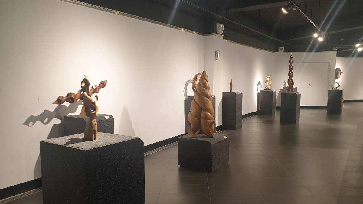 三義木雕博物館推出袖珍木雕聯展「夯兔大展」