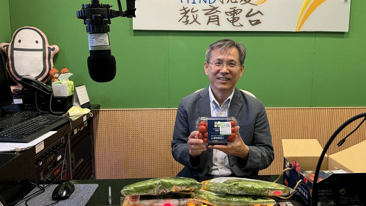 智耕公司黃明發董事長，分享團隊為台灣慢性病患者研發機能性蔬果的歷程。