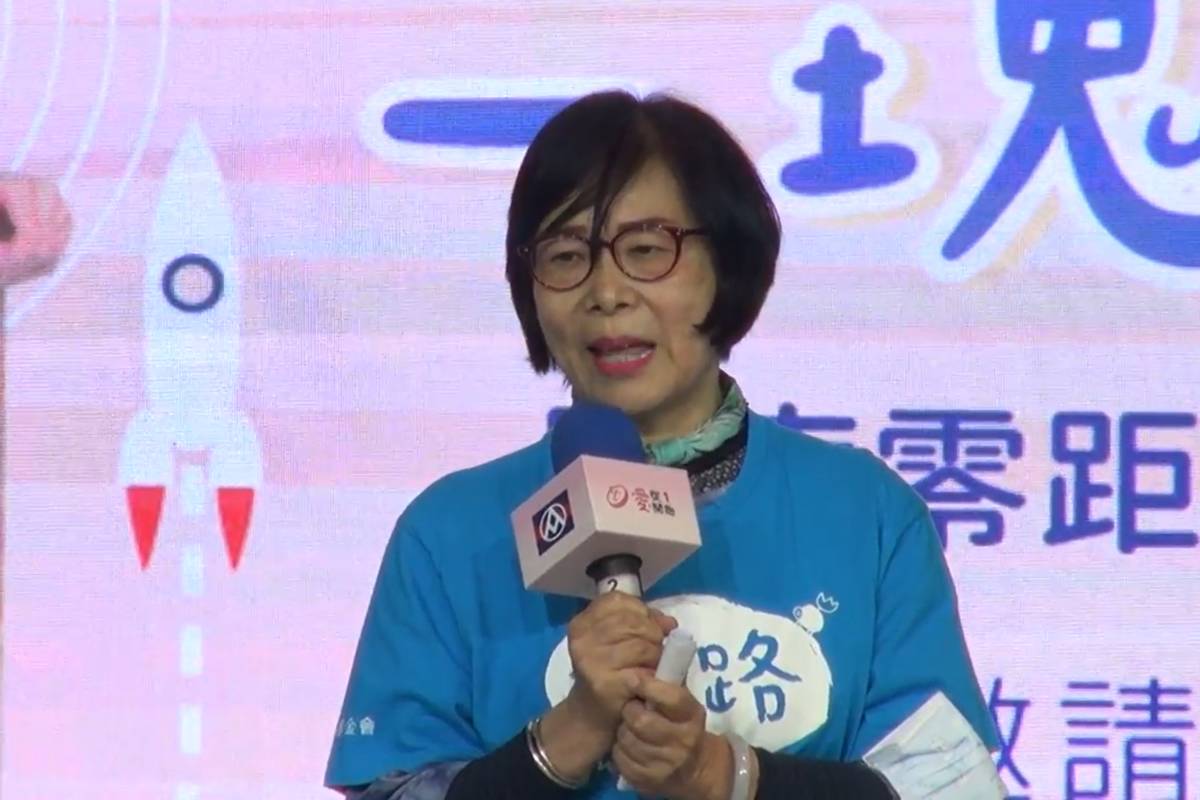心路基金會董事長馮碧華表示，心路早療團隊在臺灣耕耘37年，迄今已服務30多萬個家庭