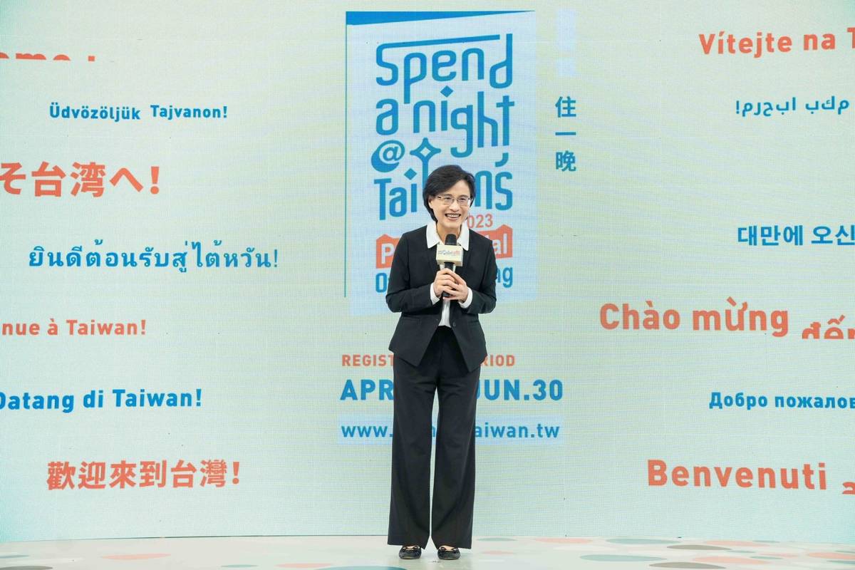 文化總會鄭麗君副會長致詞 (文總提供)