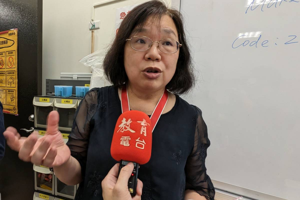 日新科技中心黃美月主任表示，課程以STEAM為教學核心，融入力學、電學和工程設計概念