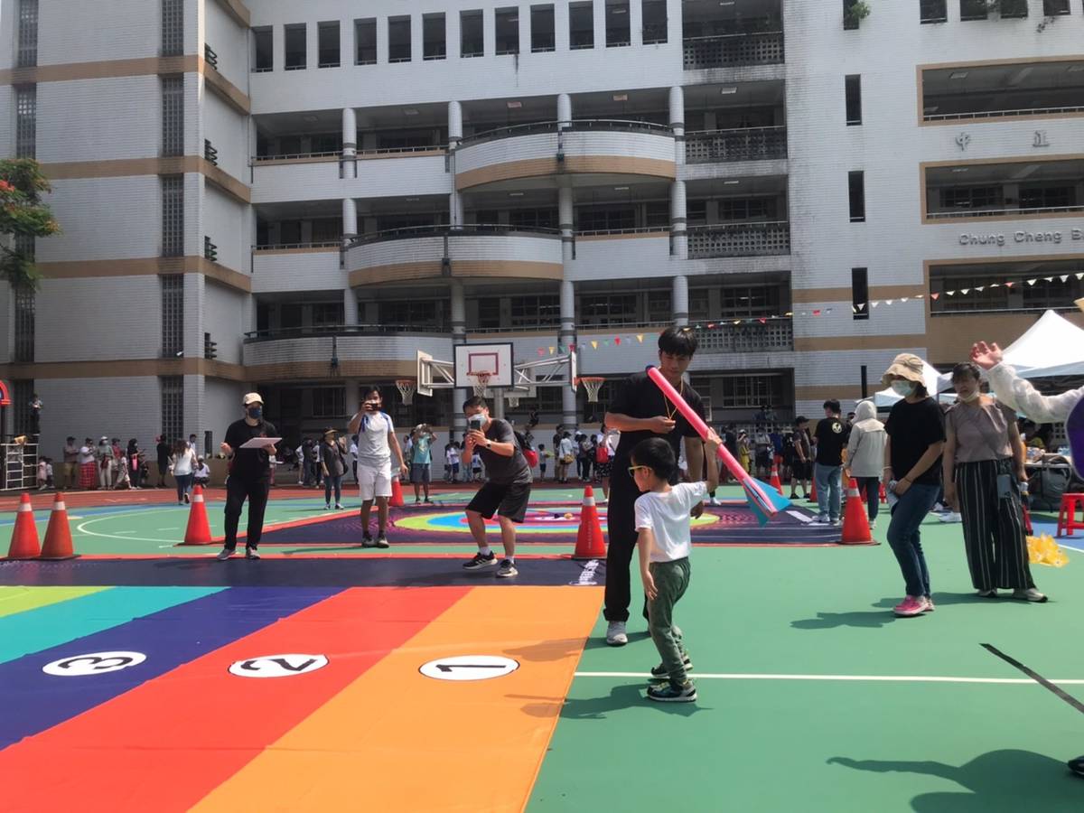 新北市兒童田徑聯賽 單手肩上擲標槍