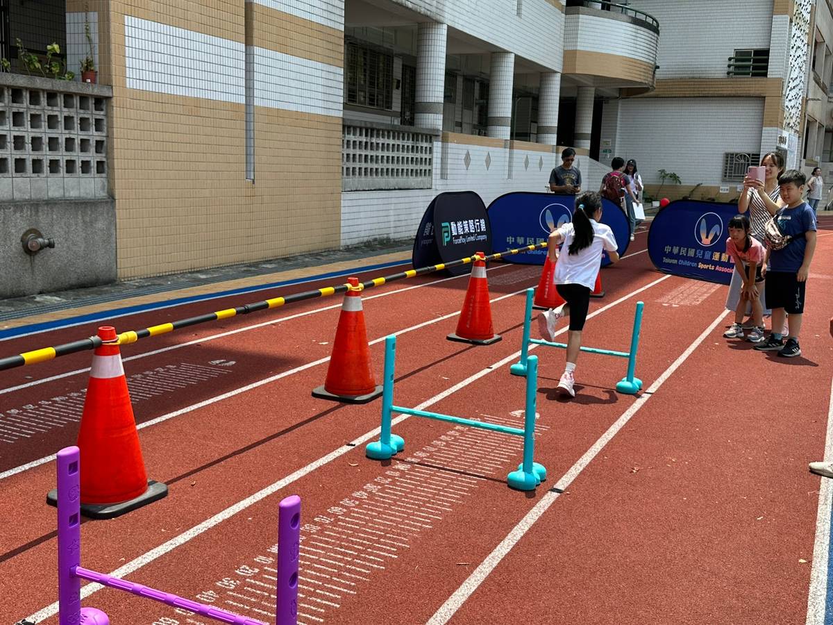 新北市兒童田徑聯賽 障礙折返跑