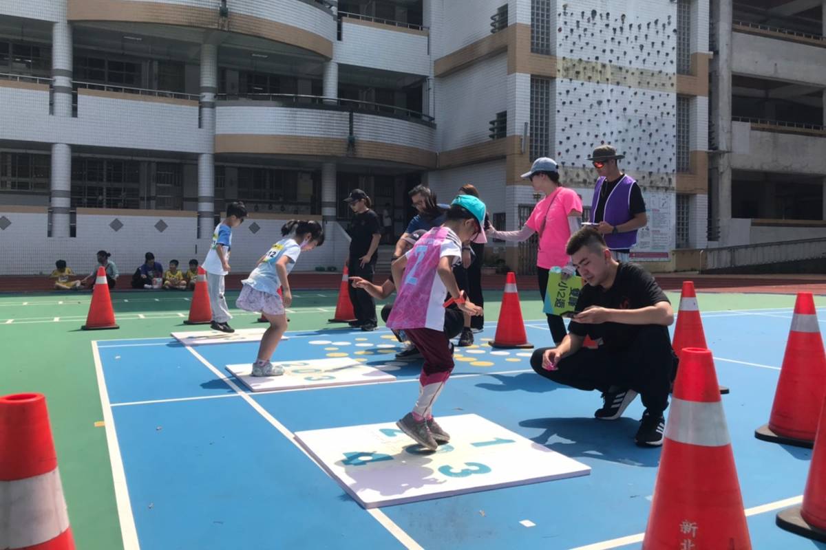 新北市兒童田徑聯賽 十字雙腳併腿跳