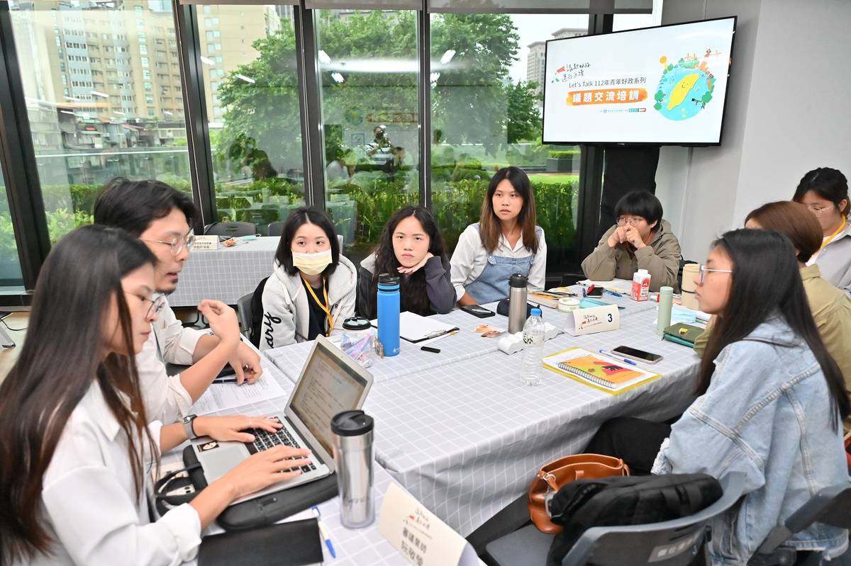 30組執行團隊分享彼此在「環境永續-淨零排放」主題的提案議題