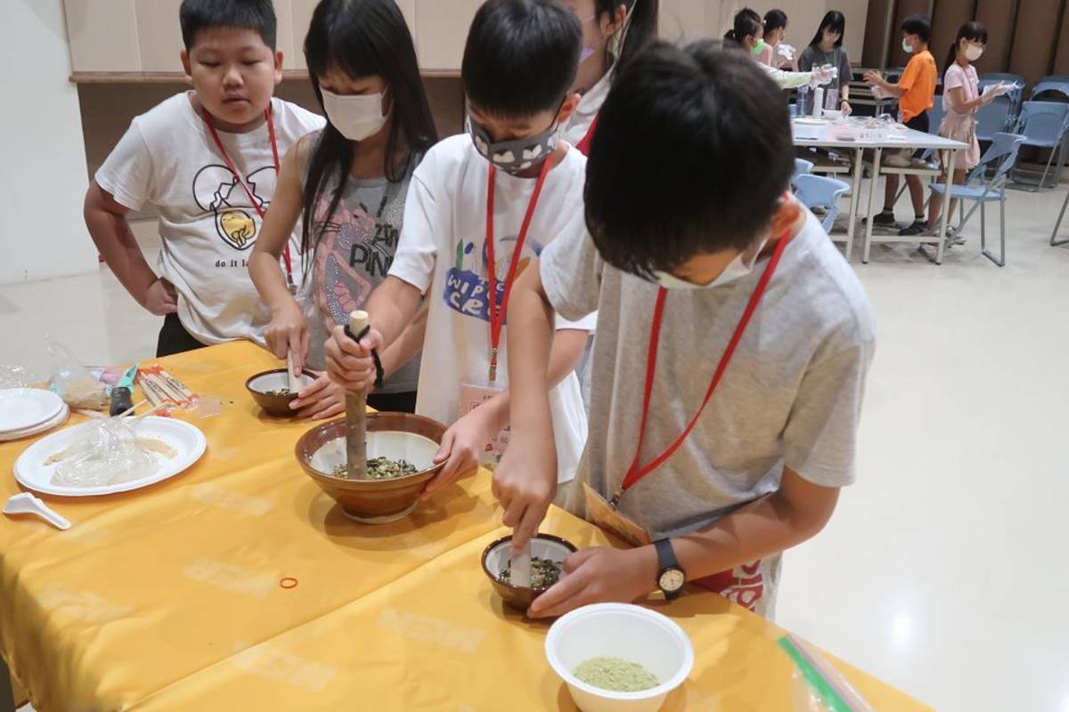 小朋友「擂」擂茶