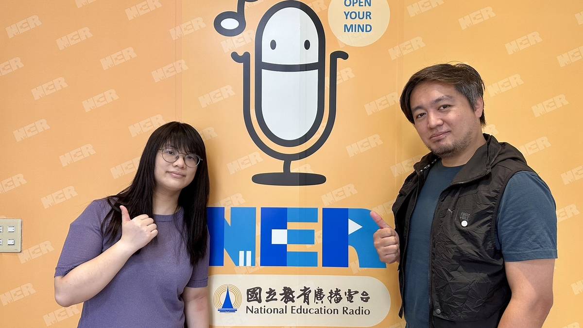 夏和光影像有限公司創辦人 黃約農(右)