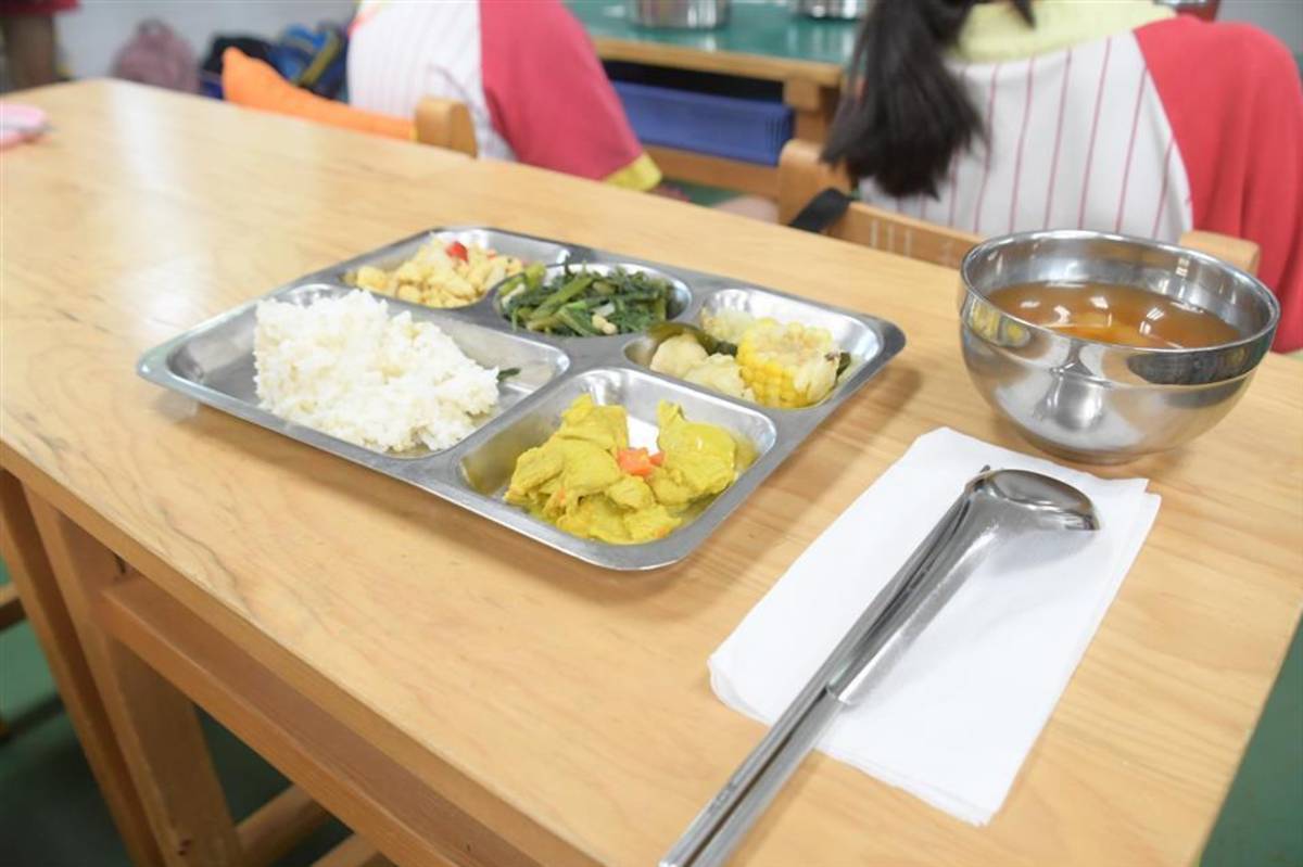 彰化縣國中小學校午餐提升為四菜一湯（圖源：彰化縣政府）
