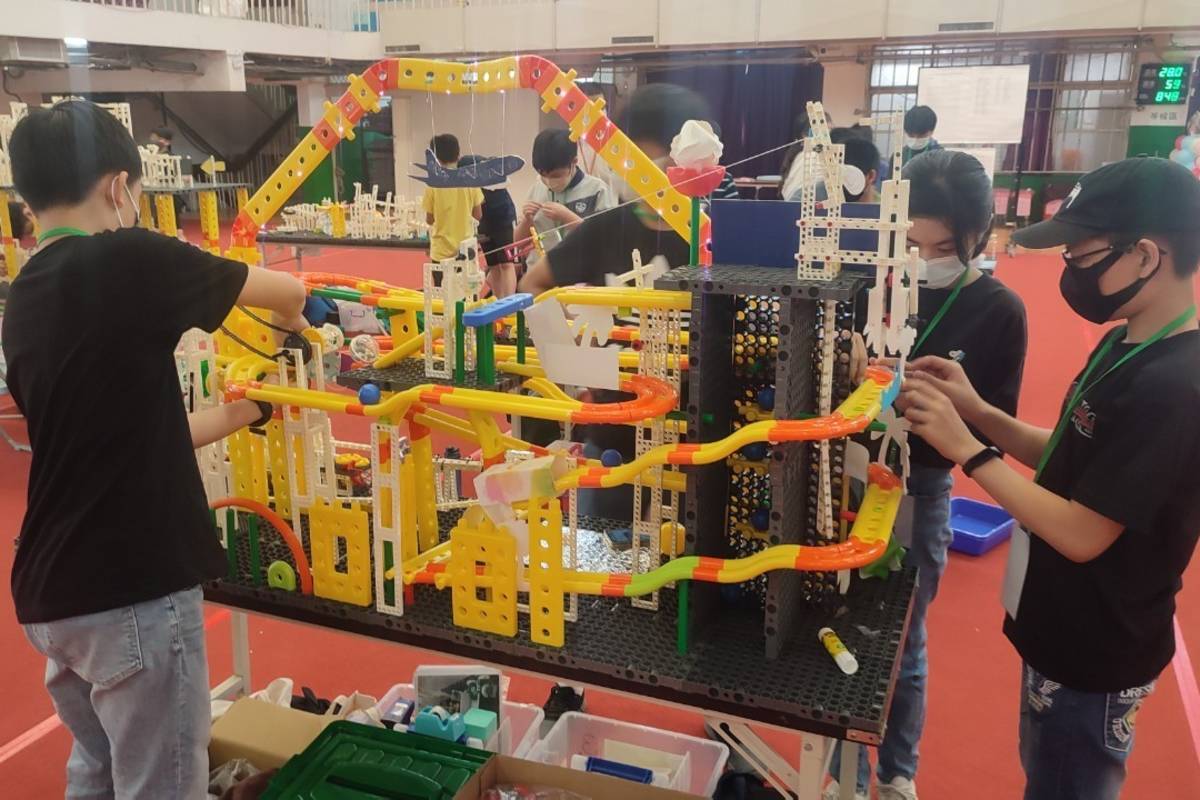 臺北市2023年STEAM跨域競賽「積木機關」項目運用積木及自製零件，製作自動化機關