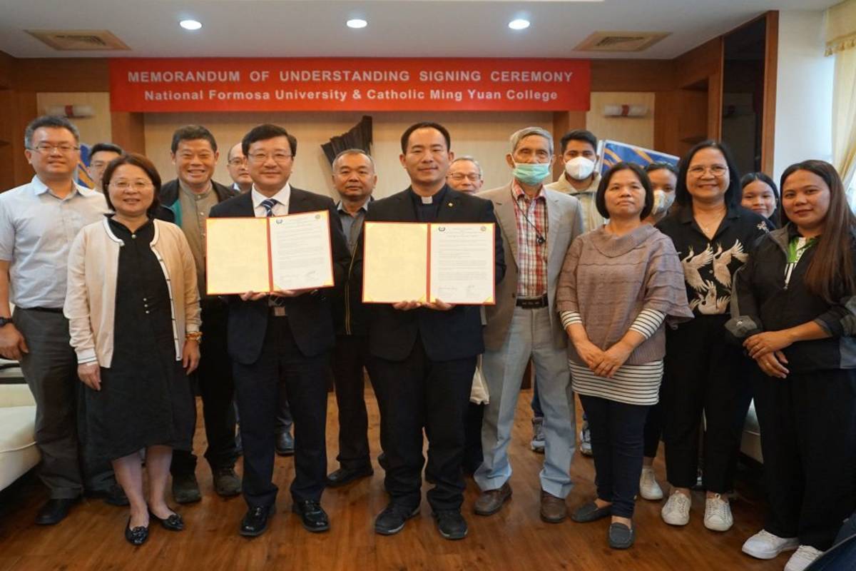 虎科大與菲律賓鳴遠大學簽署合作意向書，推動新南向智慧農業新型專班。（圖:虎尾科大提供）