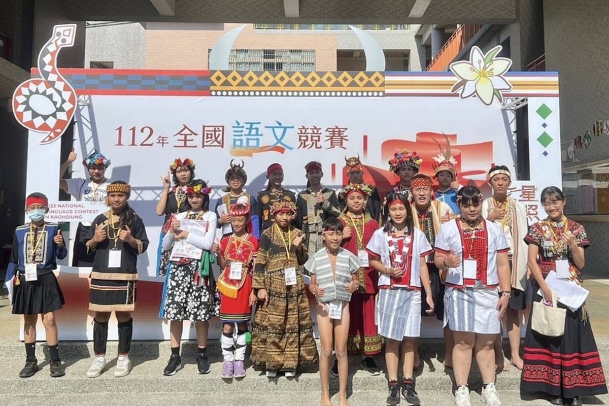 112年全國語文競賽臺東縣師生表現亮眼，共計獲得22項特優。