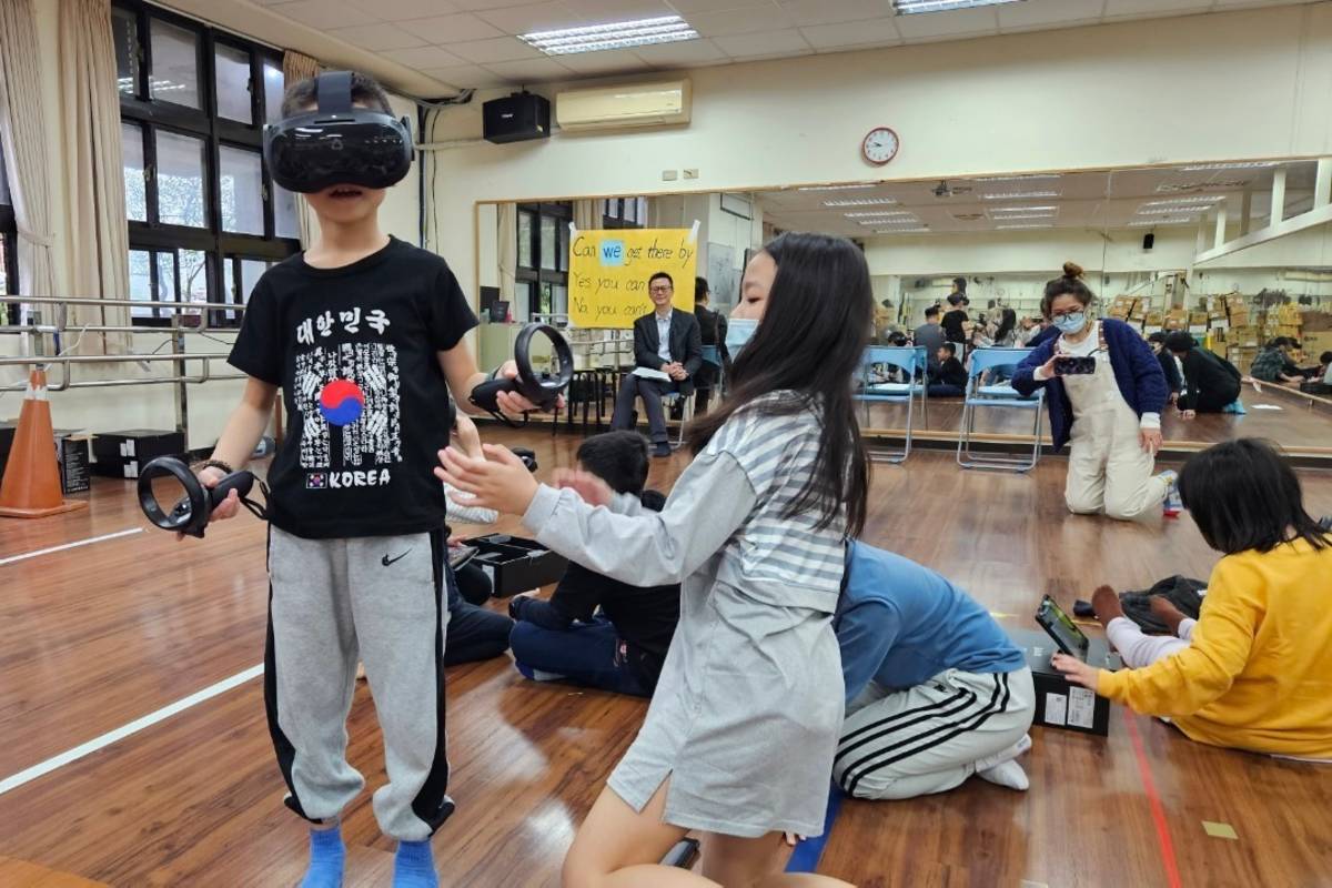武崙國小融合5G-VR科技 提升孩子水域活動安全意識

