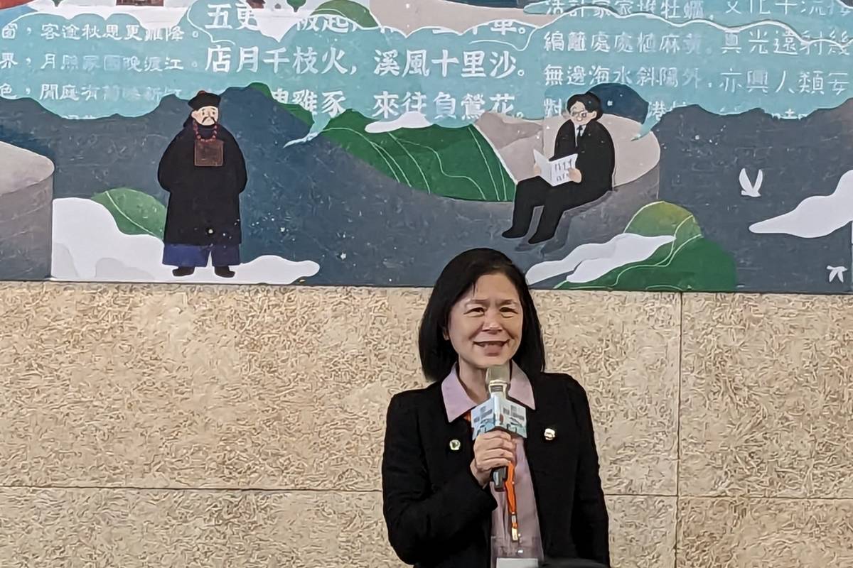 國立臺灣圖書館館長曹翠英表示，本次是首度由政府舉辦「臺灣臺語、客語漢詩吟唱競賽」