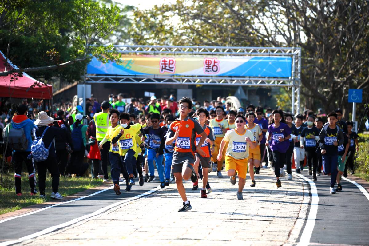 臺中市普及化大跑步約4500名學生參加