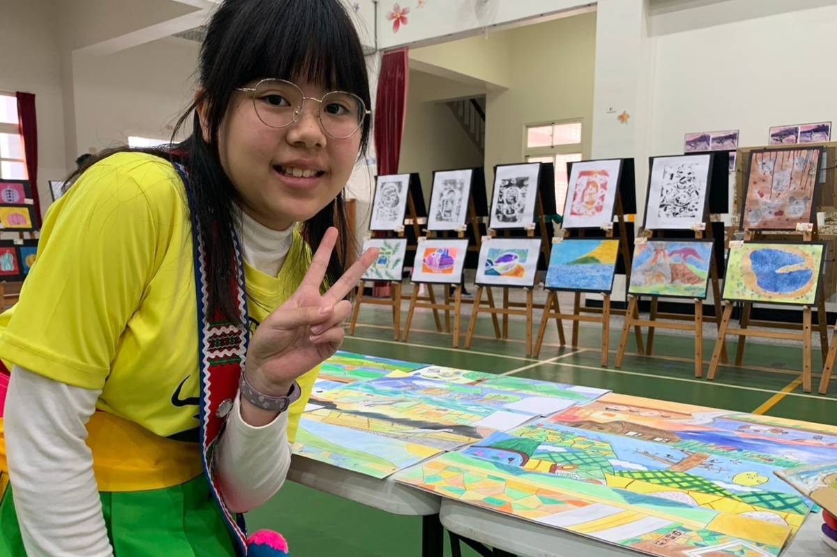 臺東縣池上鄉福原國小 112年幸福稻米腰帶設計者六年級邱何育如同學