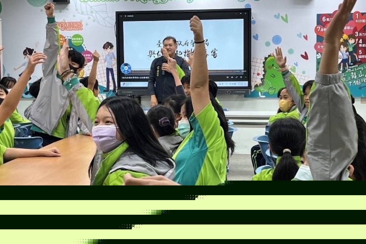 臺北市警察局少年警察隊入校宣導，獲學生熱烈回響