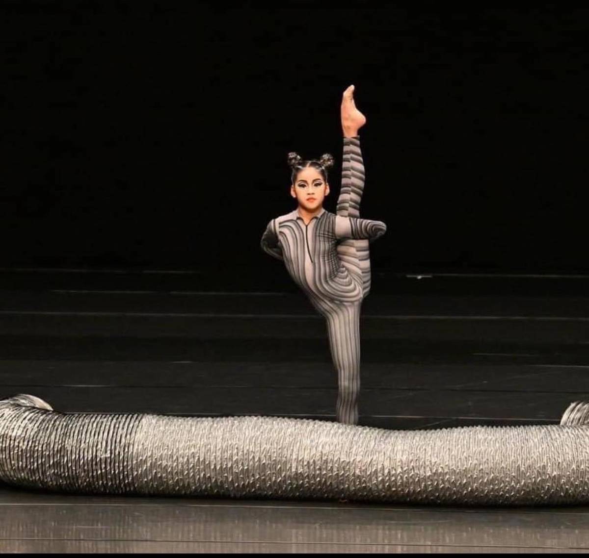 復旦國小學生多子淳在全國賽展現優秀舞技和舞臺魅力，獲得入學中興國中舞蹈班資格