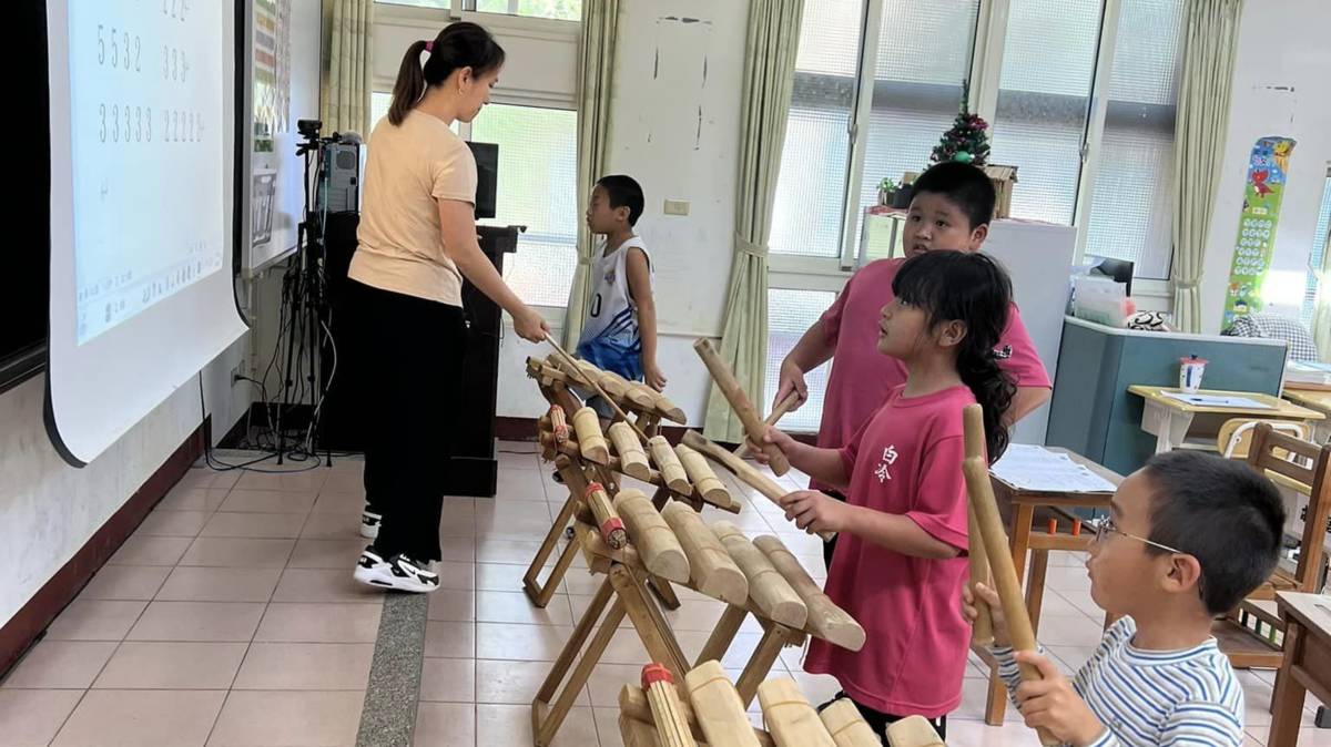 「聲東擊西愉快時光」木琴課程（圖源：白冷國小）