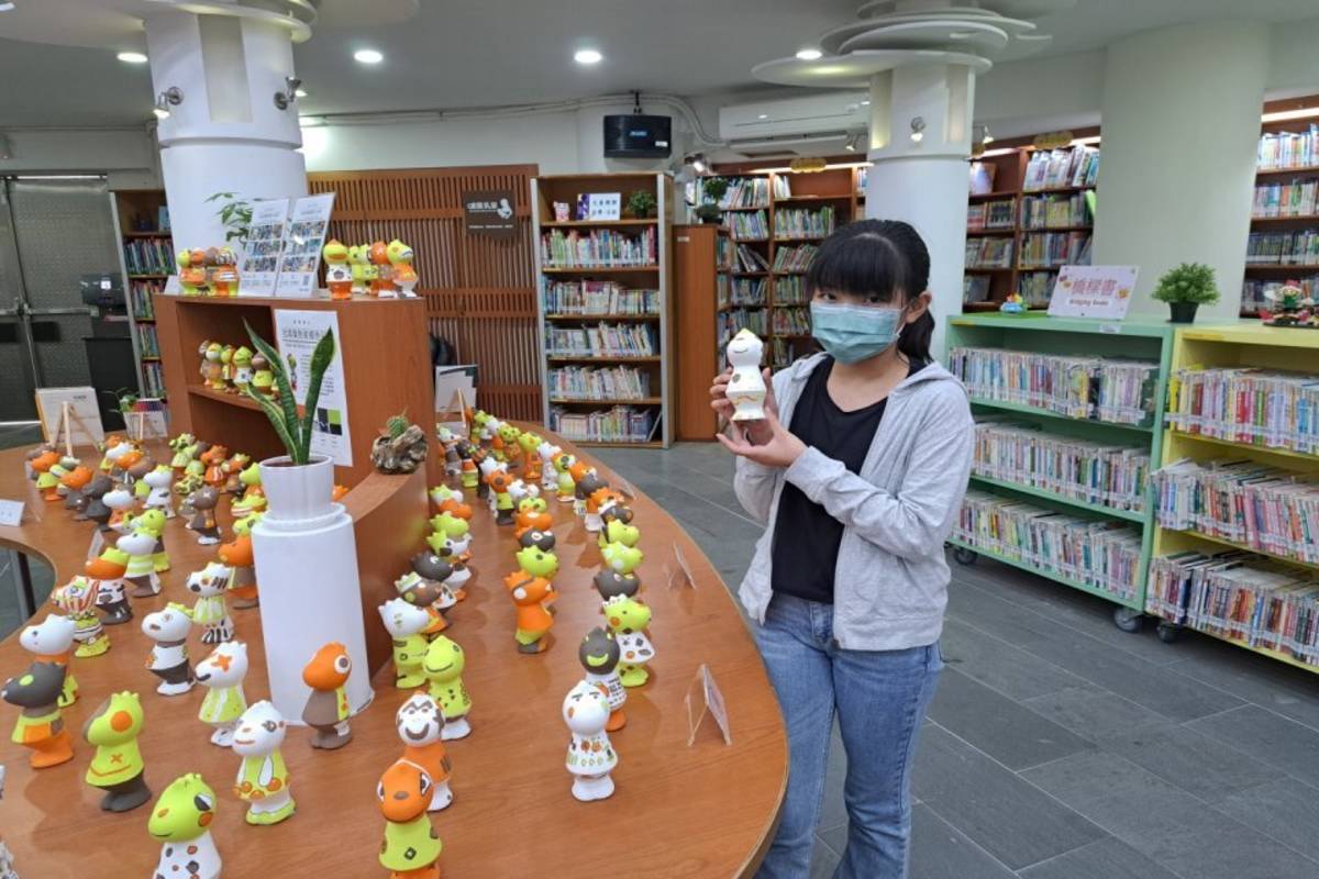 東勢國小學童共同創作的「感動龍」特展，邀民眾一起來觀展