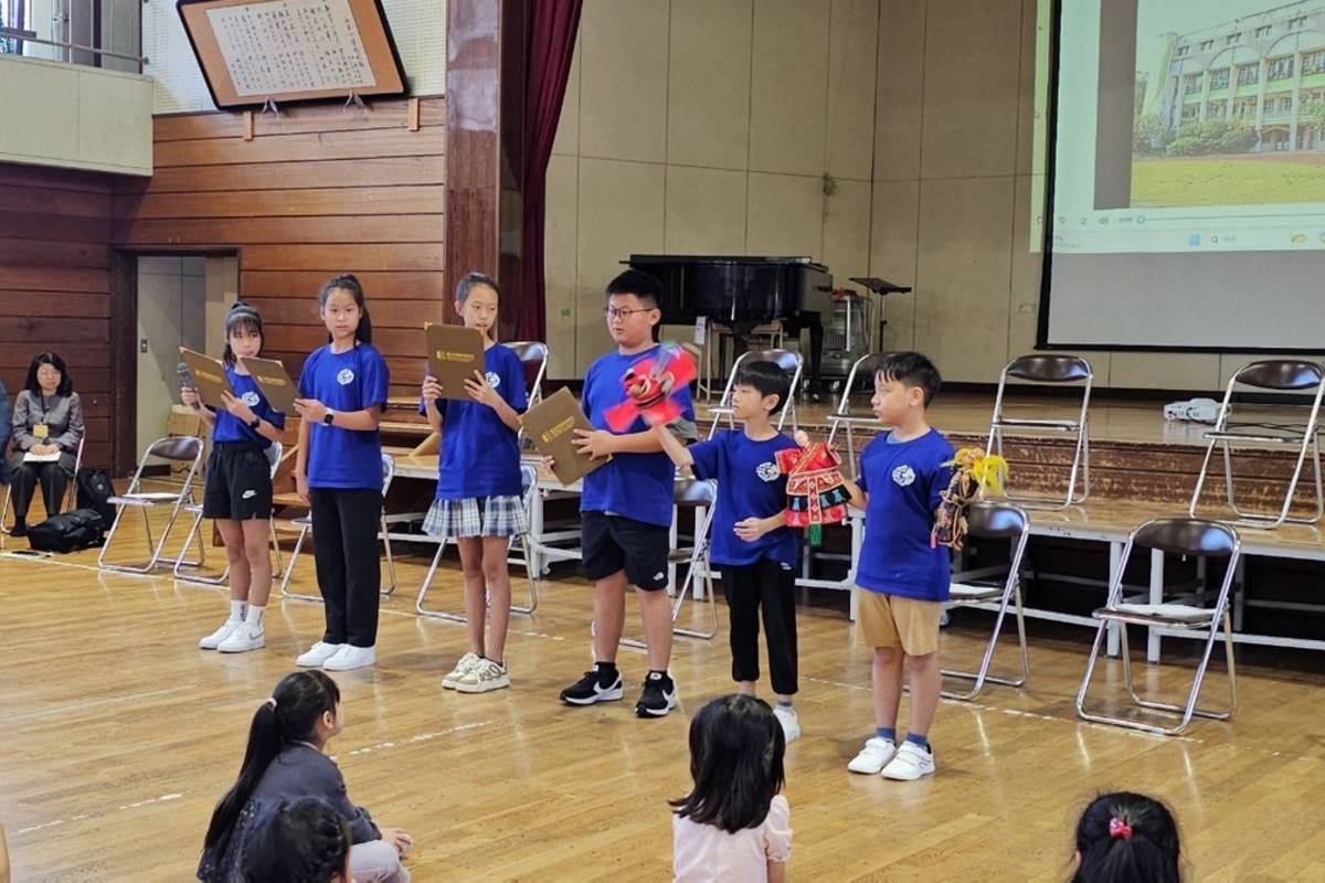 興隆國小參訪日本小學，展演布袋戲