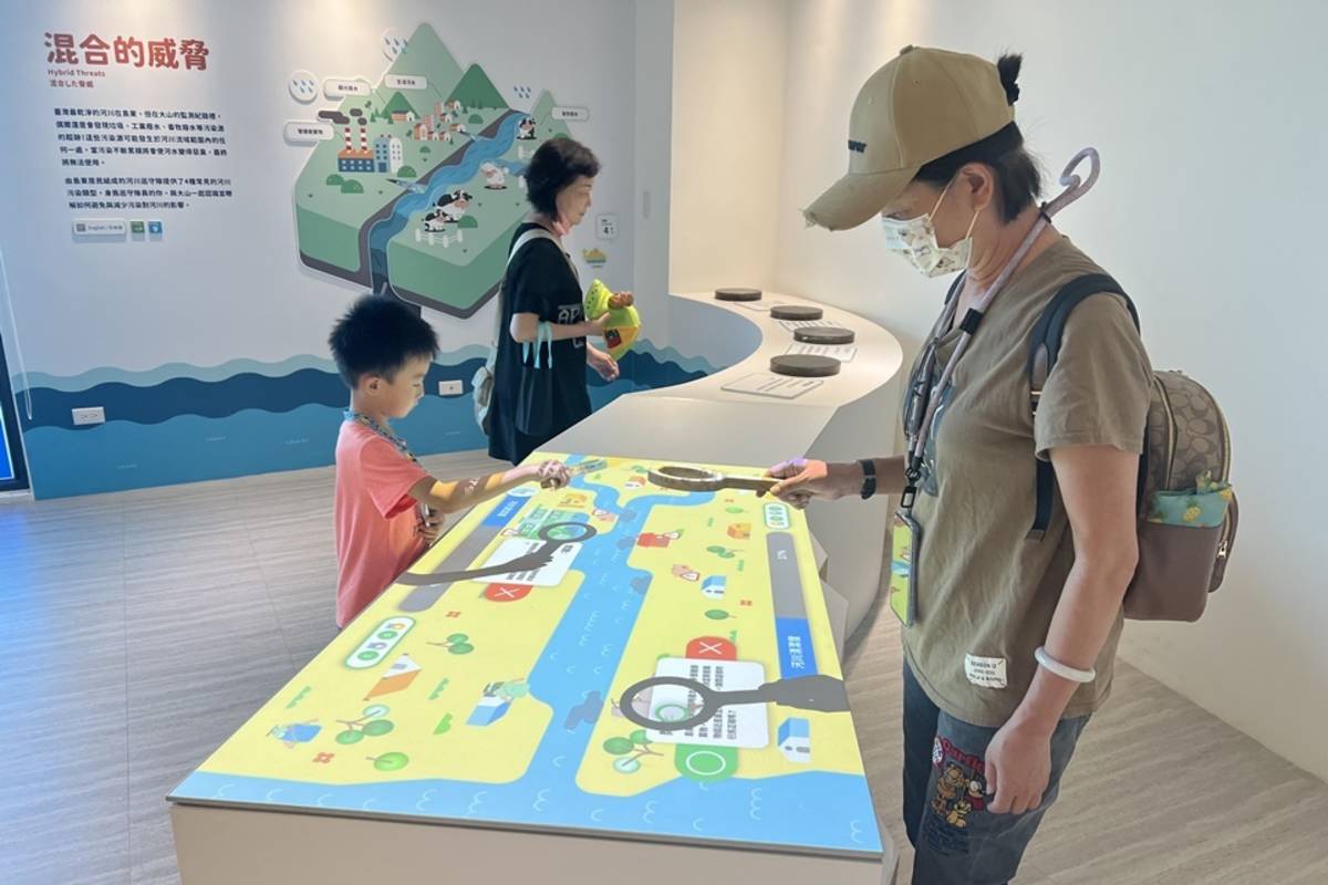 臺東永續方舟館透過數位互動方式提供大眾耳目一新的環境教育體驗。
