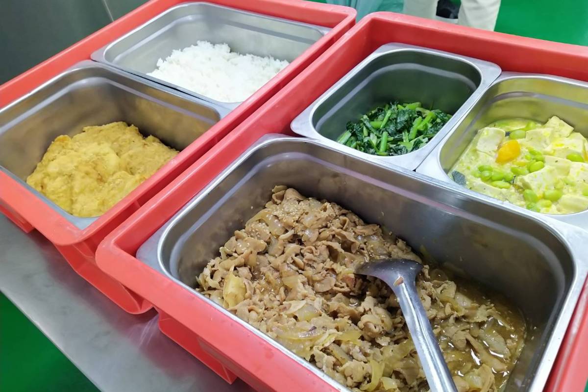 臺北市公私立國小142校113年6月率先導入每學期供應1次友善飼養雞蛋