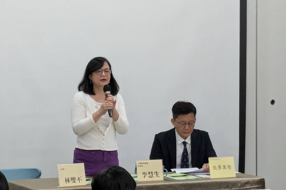 臺灣教師聯盟理事長李慧生表示，教師聯盟成立32年來致力提倡用臺語述說臺灣的故事