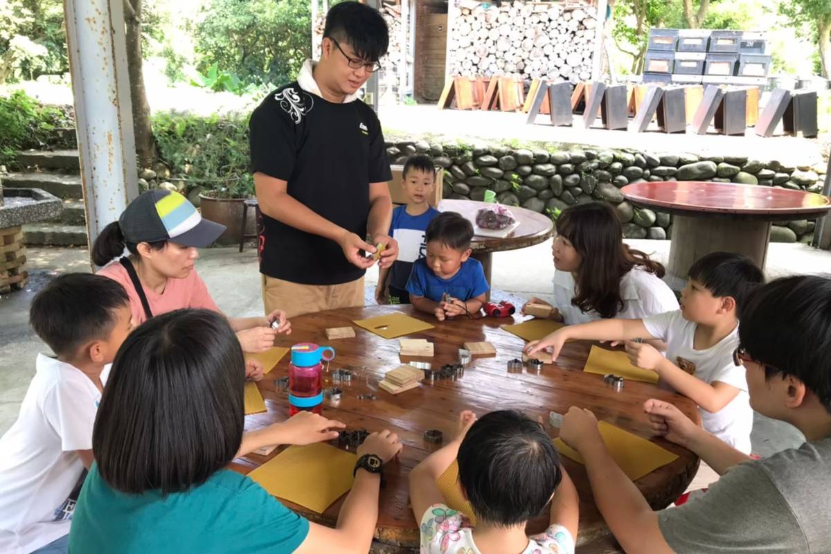 「牧蜂農莊」提供導覽與教育活動