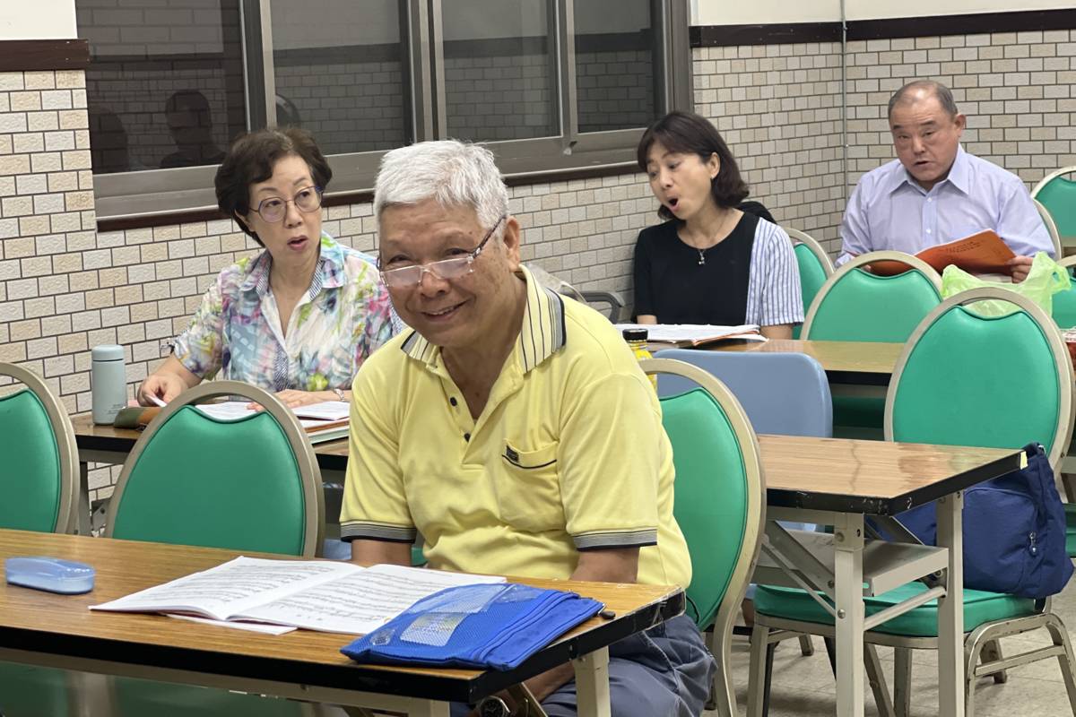 李集壽先生為75歲的終身學習者，學習音樂讓我永保持活力和熱情。