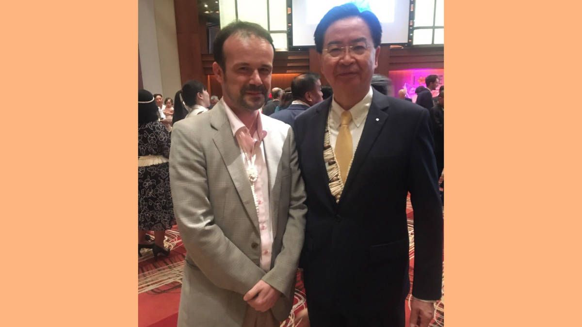 With Taiwanese Minister of Foreign Affairs Joseph Wu
.
與台灣外交部長吳釗燮