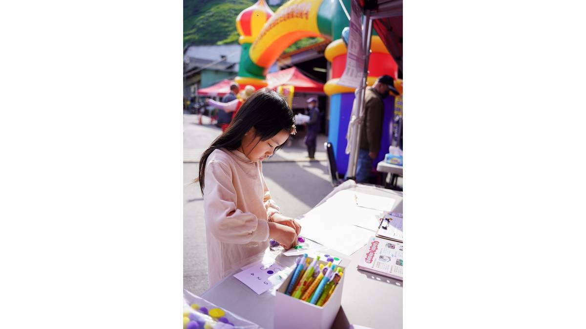 「梨山健康嘉年華」，於平等里環山部落-愛玉商店前廣場，提供整合式健康篩檢活動