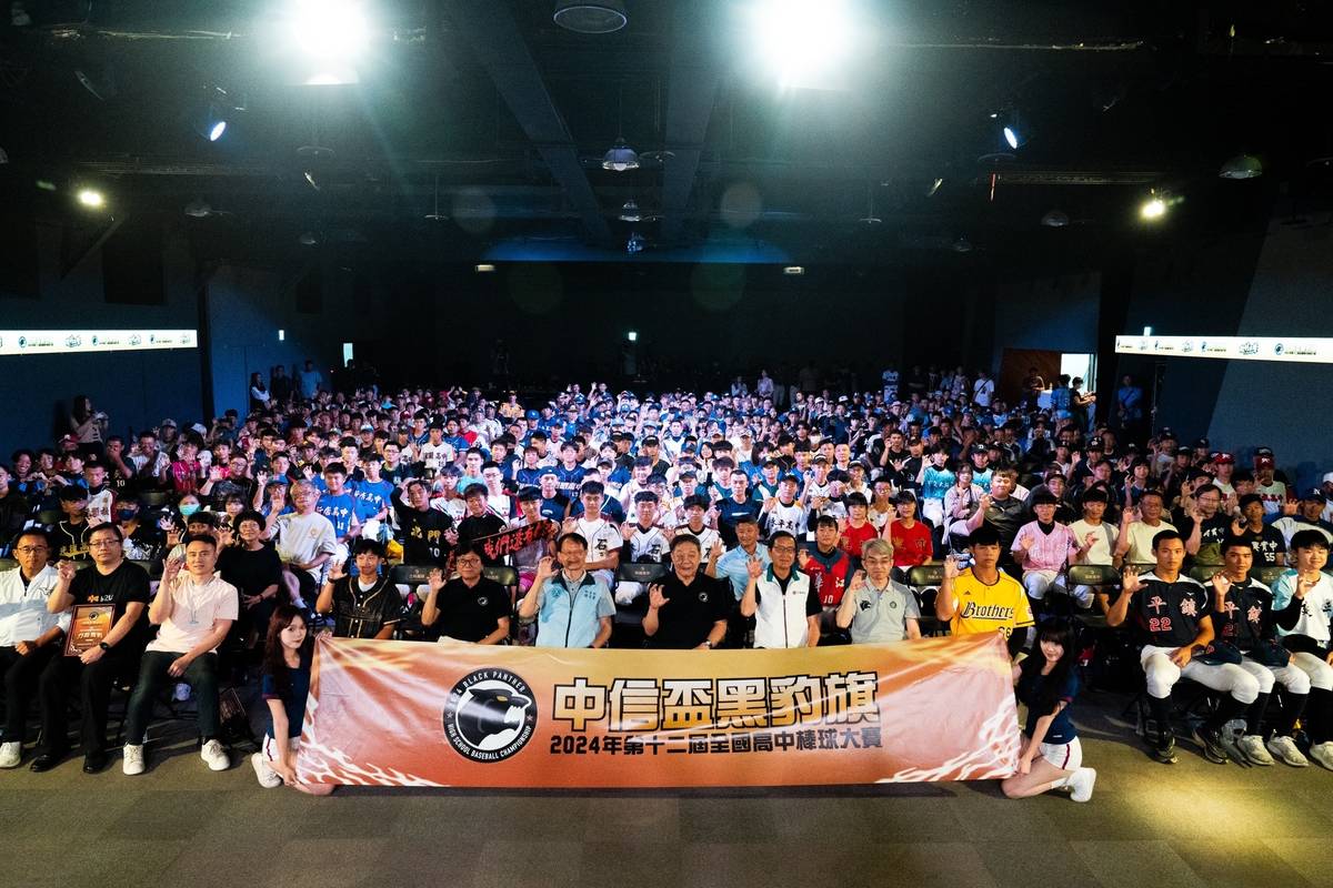 體育署學校體育組蔡忠益組長表示，希望臺灣高中男女生，踴躍報名參加黑豹旗賽事，讓棒球運動融入生活。(教育部體育署提供)