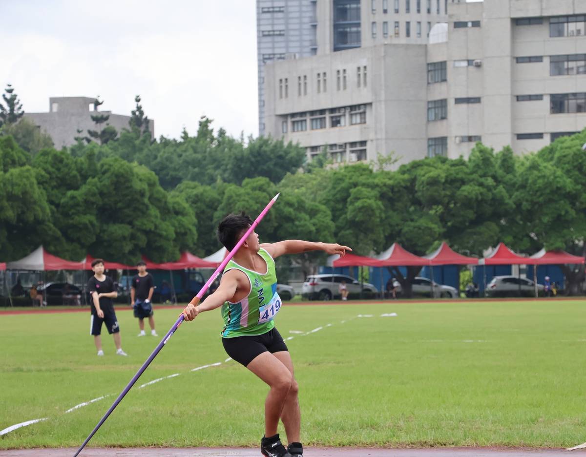 運動會標槍競賽 (元智提供)