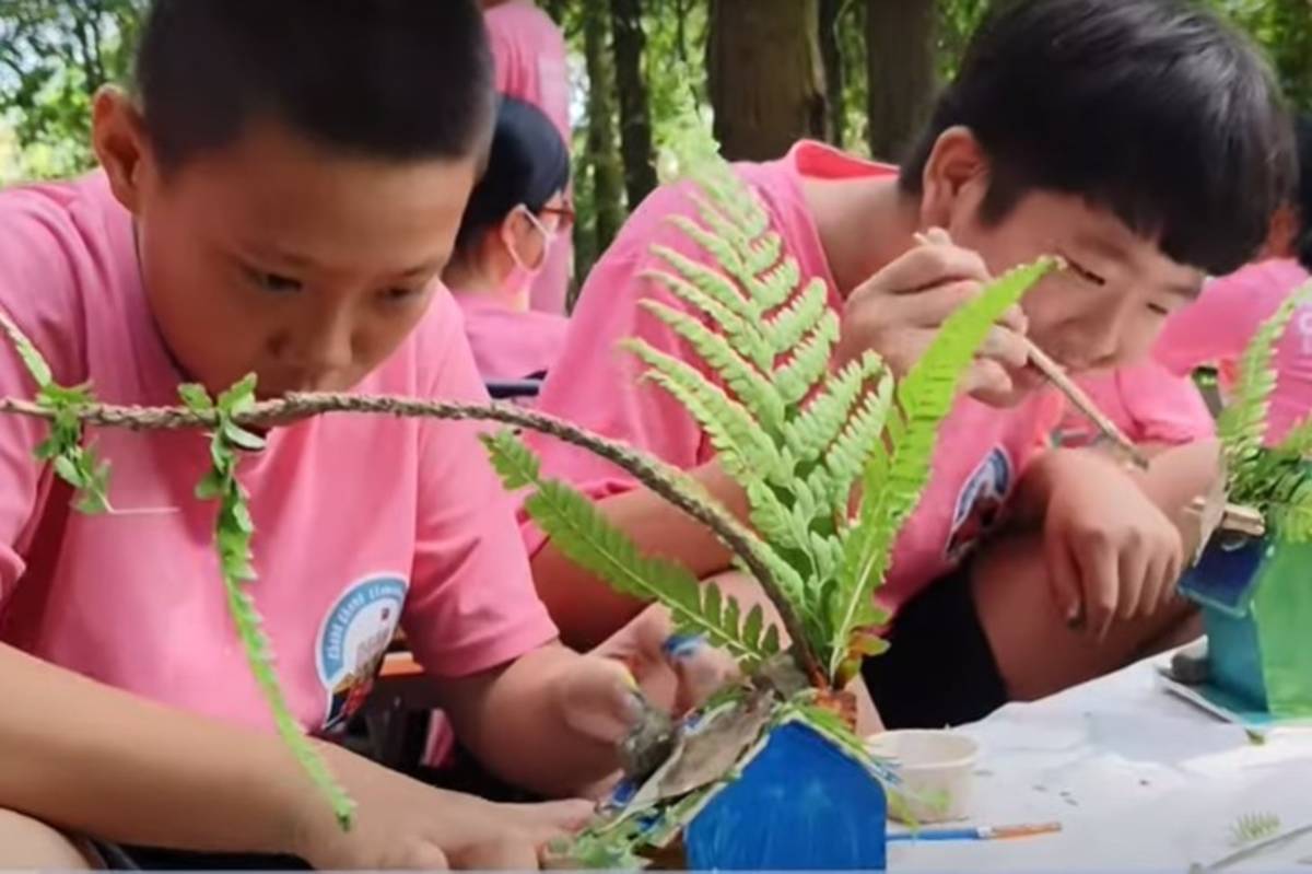 成城國小學生創作小白屋