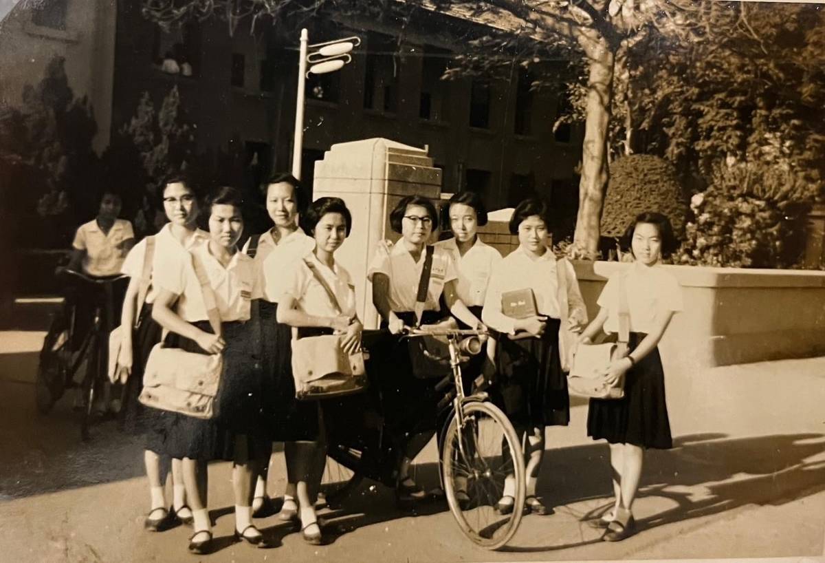 當年的校門
.
The school gate from back then






