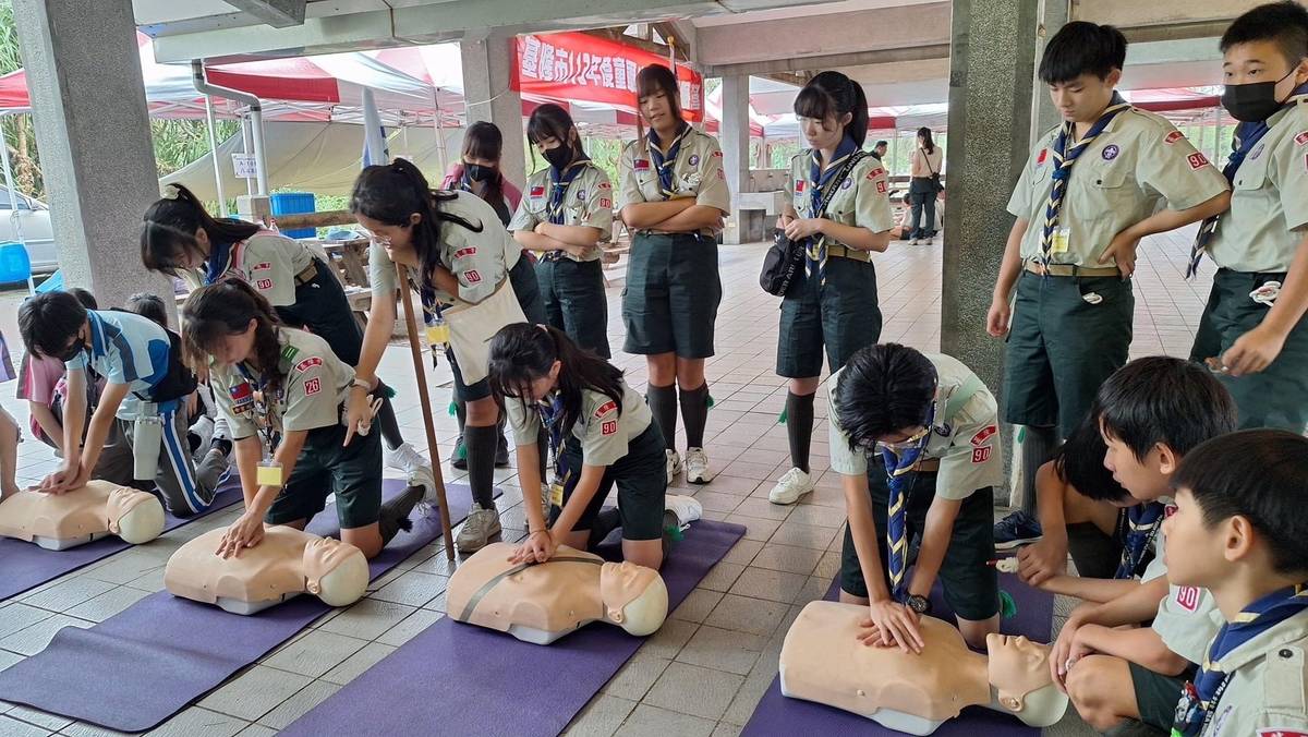 基隆童軍小隊長體驗營 龍門露營區登場