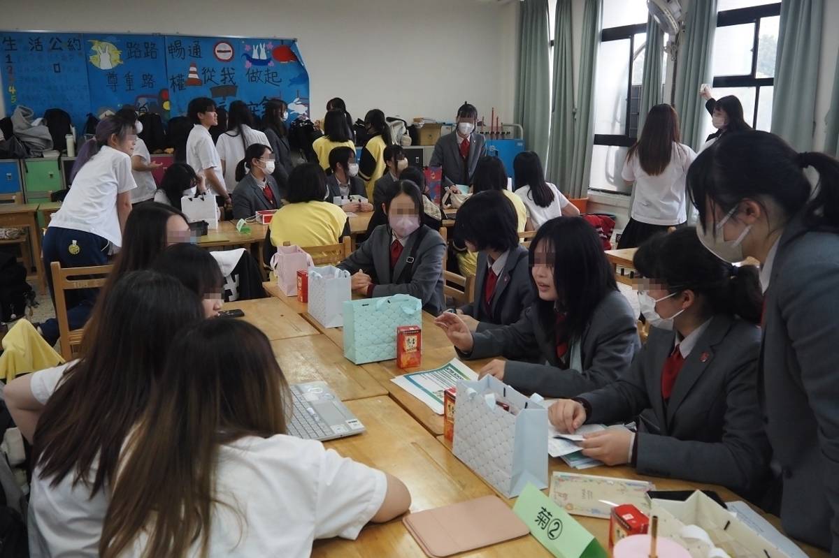 日本北鎌倉女子學園高等學校師生參訪北市金甌女中，進行文化交流