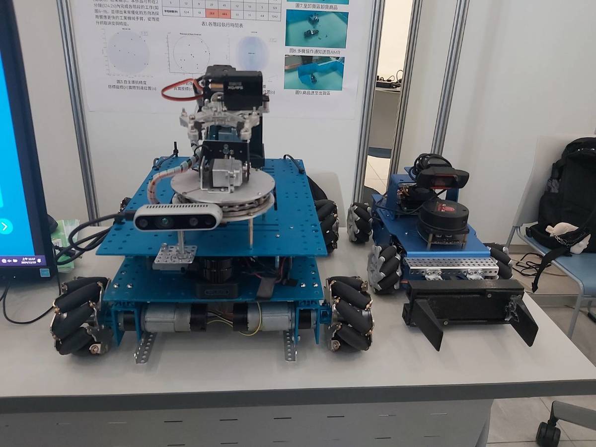 宜蘭大學學生設計的機器人。