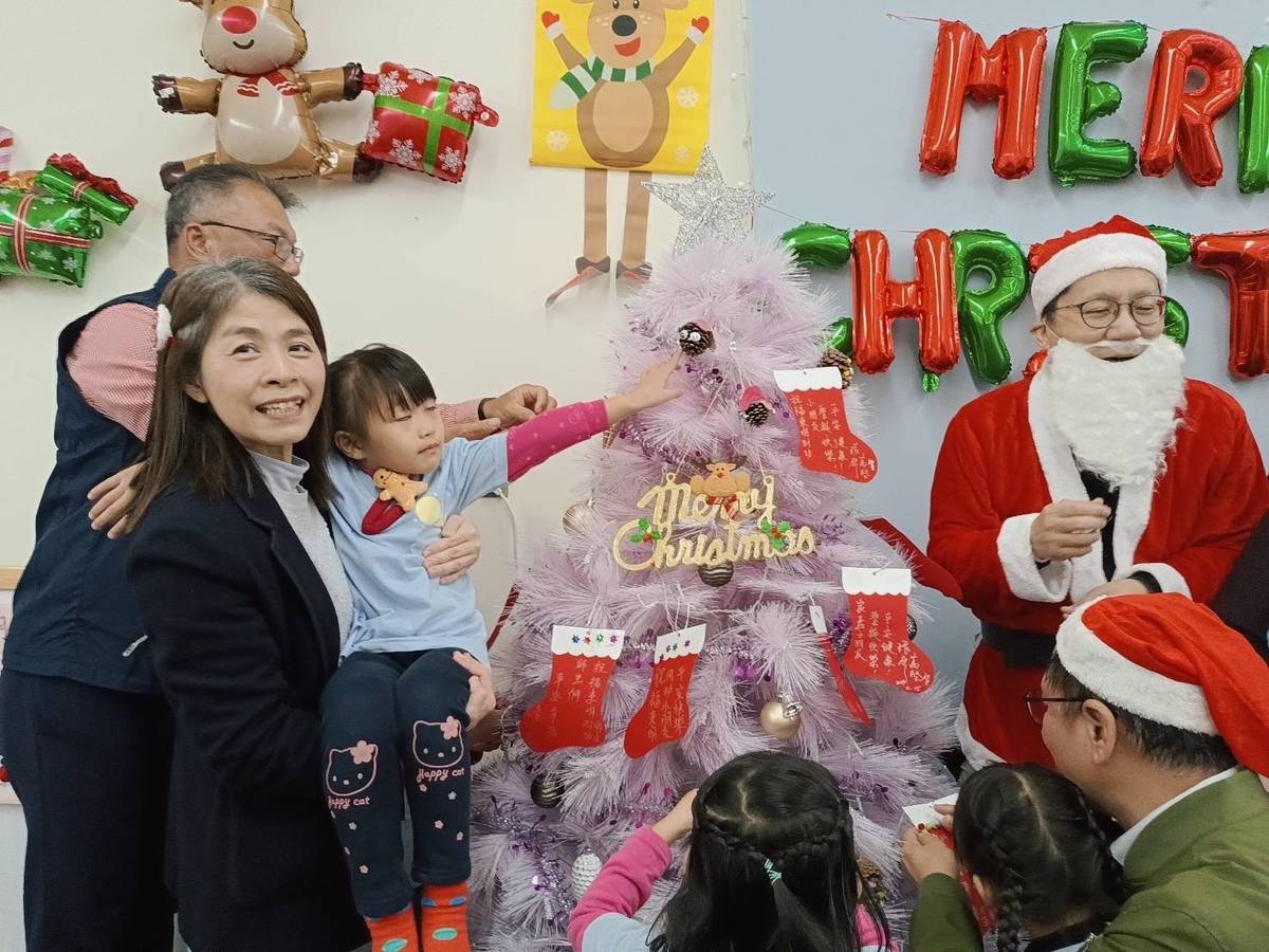 教育部訪視臺中市東明國小附設幼兒園園舍