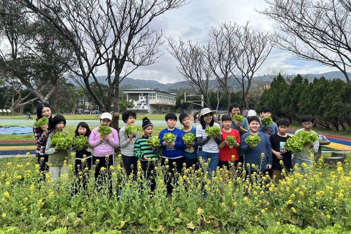 平等國小食農小學堂，讓學生在實踐中學會尊重生命與自然的價值