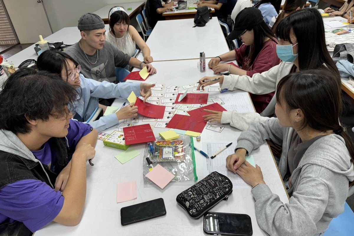 透過「我的公寓」學習單，了解自身的特色、優勢及需要加強的能力 (教育部提供)